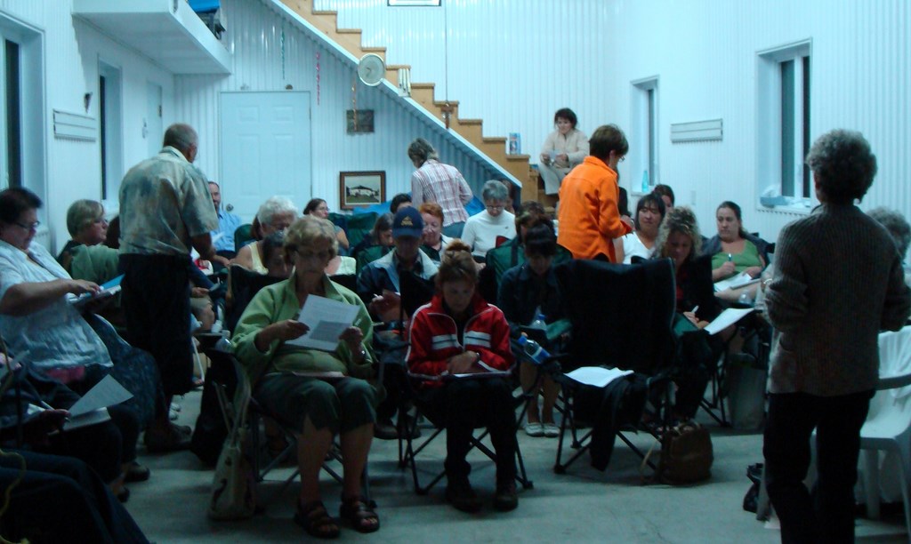 Conférence-Atelier À La Campagne Dans Hangar Aménagé